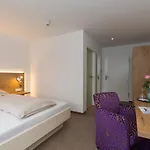 Hirsch Otel