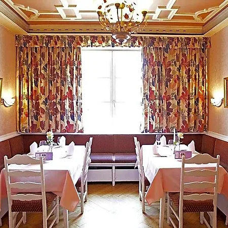 Otel Hirsch Leonberg