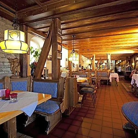 Otel Hirsch