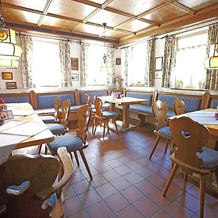 Hirsch Otel