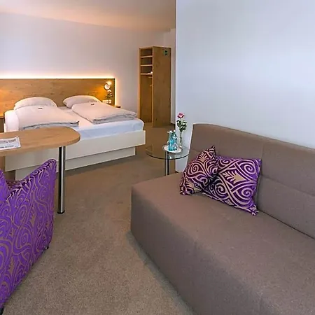 Hirsch Otel Leonberg