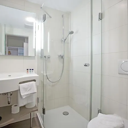 Hirsch Hotel 3*